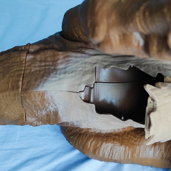 Jurassic World Roarin’ Super Colossal Tyrannosaurus Rex Figure T-Rex Park EUC - Picture 7 of 7